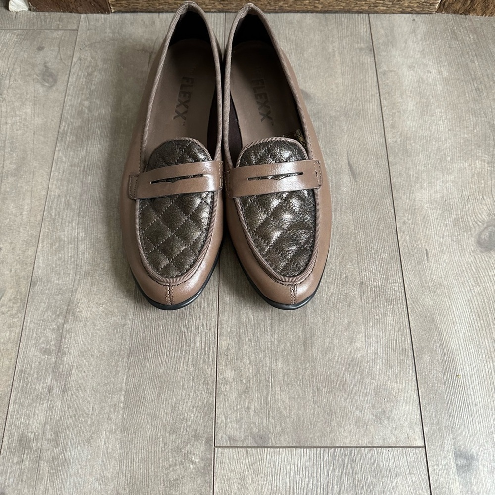 The FLEXX Women's Bronzo/Desert Shadow/Cashmere Risolution size 9 like new - Picture 12 of 16